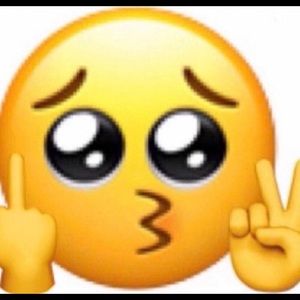 Meet your Posher, Valeria